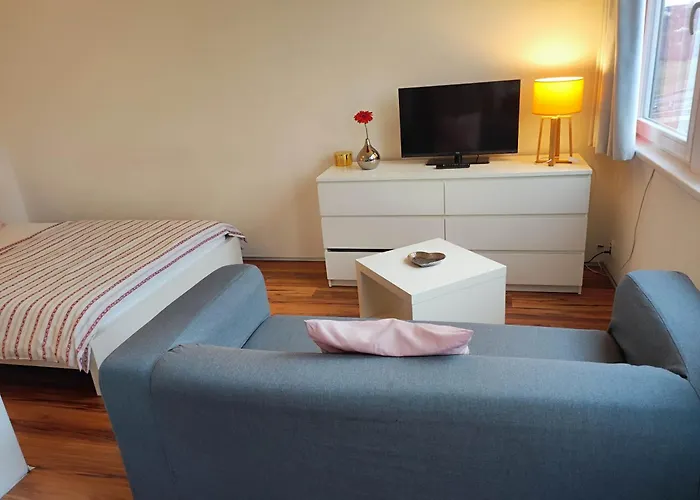 Golden Family Apartments